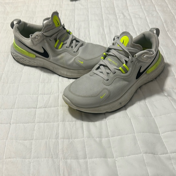 Nike Other - Nike Miler React Running Shoes